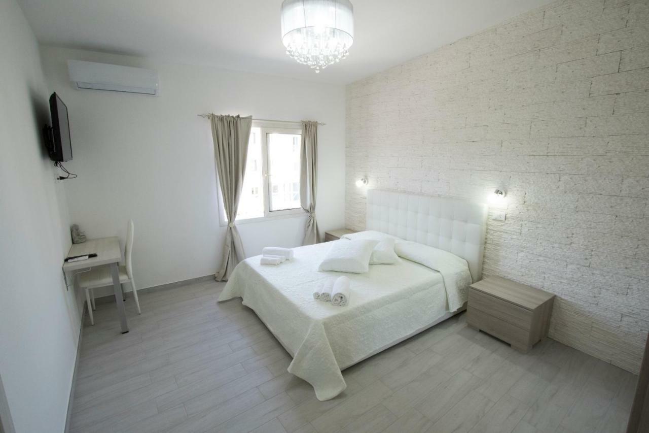 B&B Sole E Luna San Teodoro  Luaran gambar